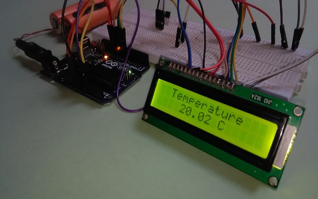 Circuit तैयार करें lm35 और lcd 16X2