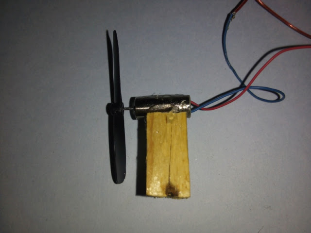 receiver and transmitter ,Battery,Dc motor