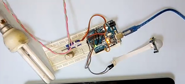 cfl on using pir motion sensor and arduino 
