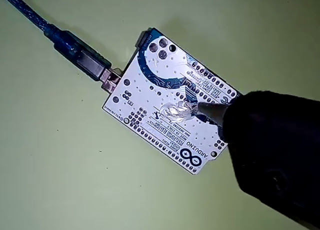 Hardware glue gun se Arduino ko door pr set kare